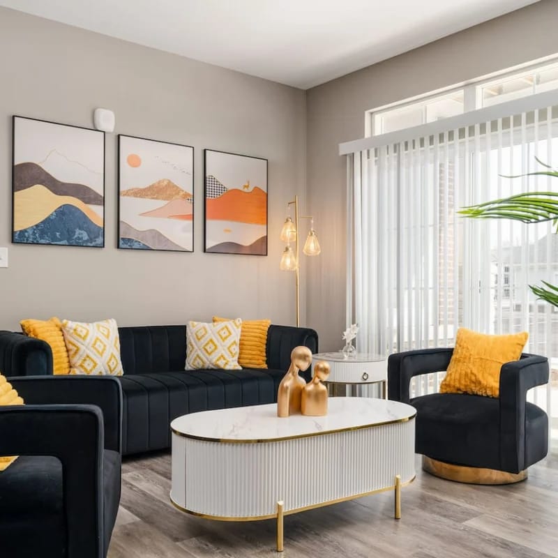 Cozy Lux Haven Whitestown
